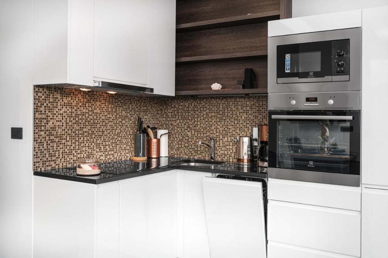 Tribalj Alexandra Apartments מראה חיצוני תמונה