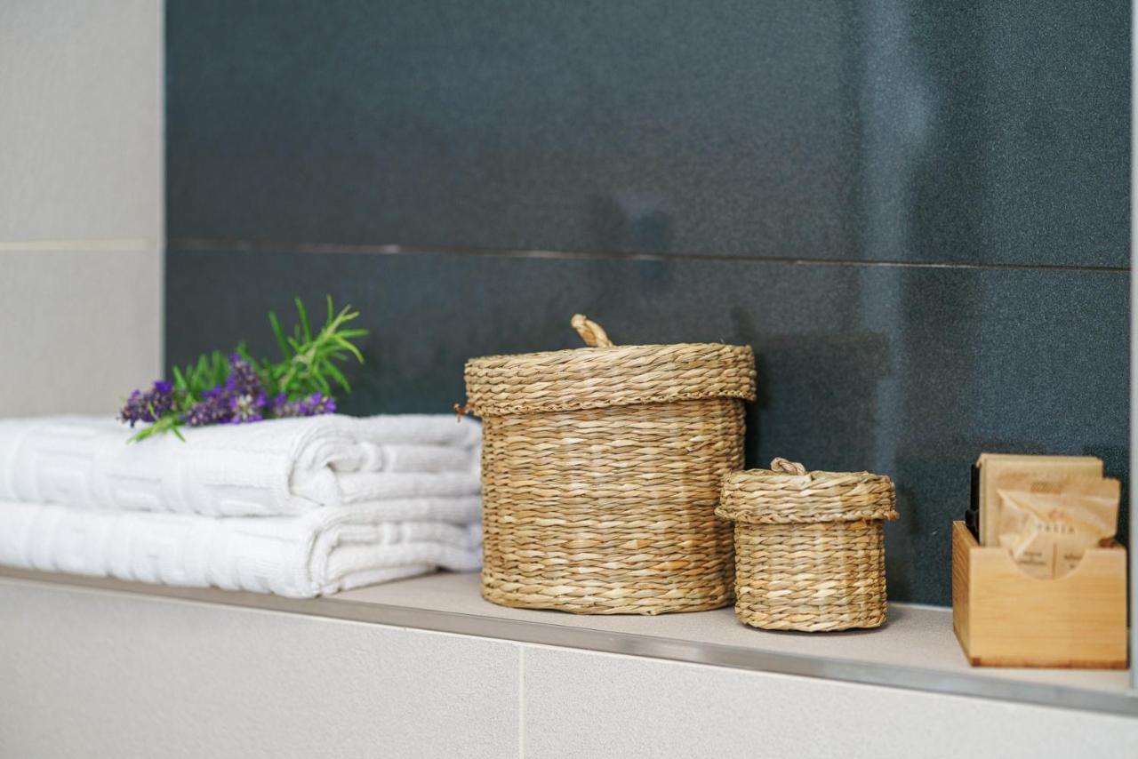 Tribalj Alexandra Apartments מראה חיצוני תמונה