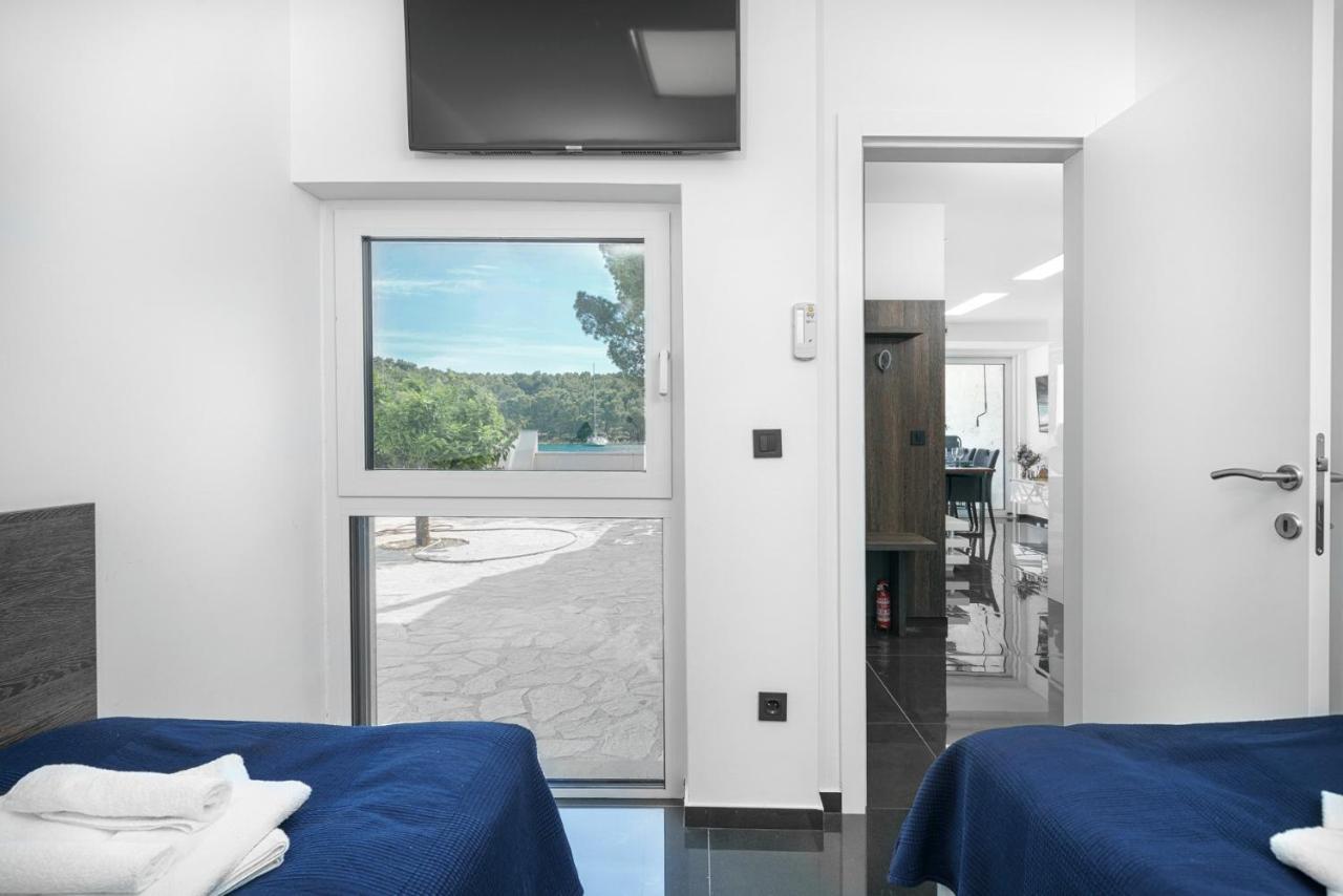 Tribalj Alexandra Apartments מראה חיצוני תמונה