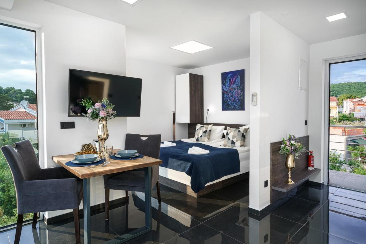 Tribalj Alexandra Apartments מראה חיצוני תמונה