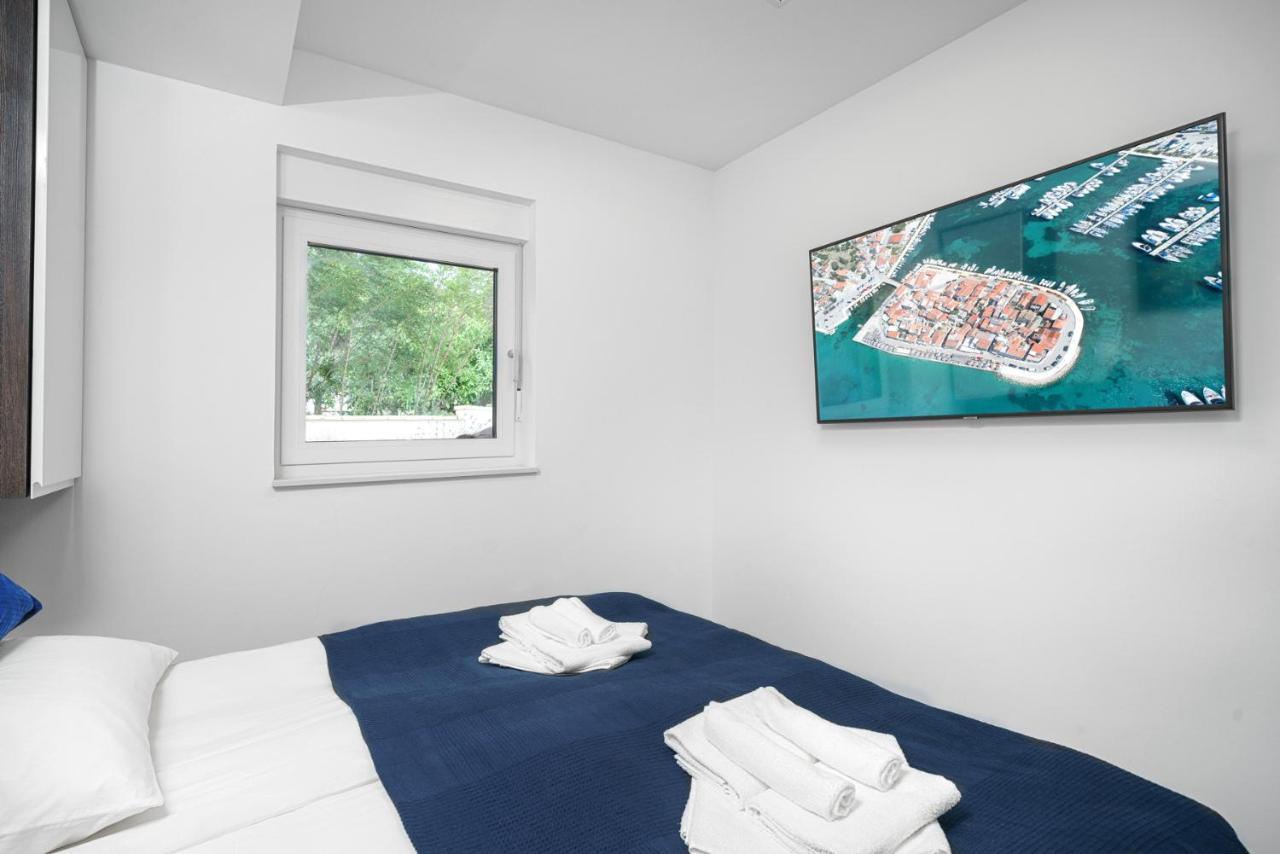 Tribalj Alexandra Apartments מראה חיצוני תמונה