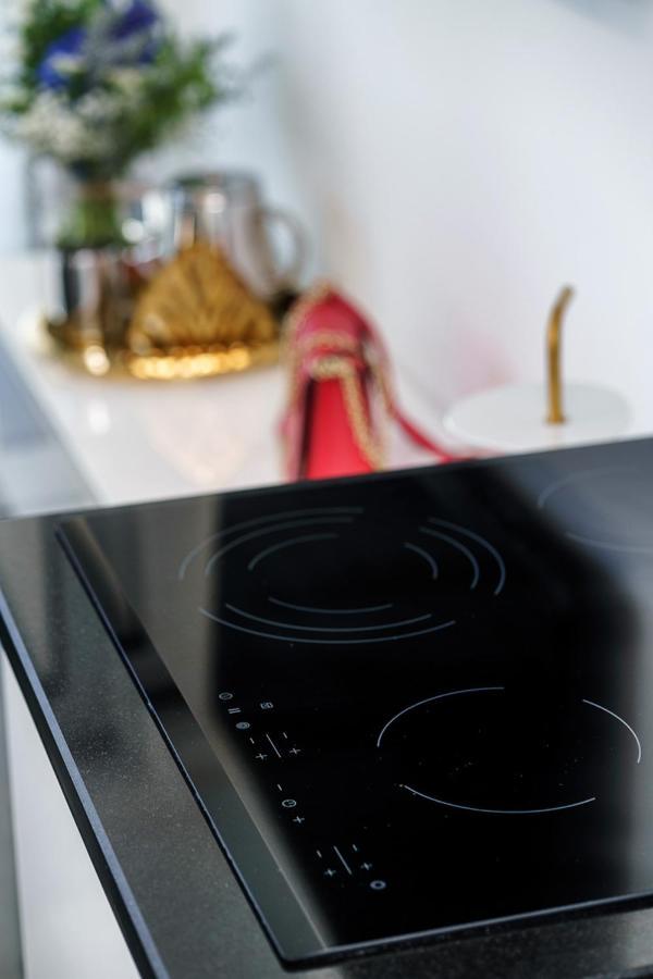 Tribalj Alexandra Apartments מראה חיצוני תמונה